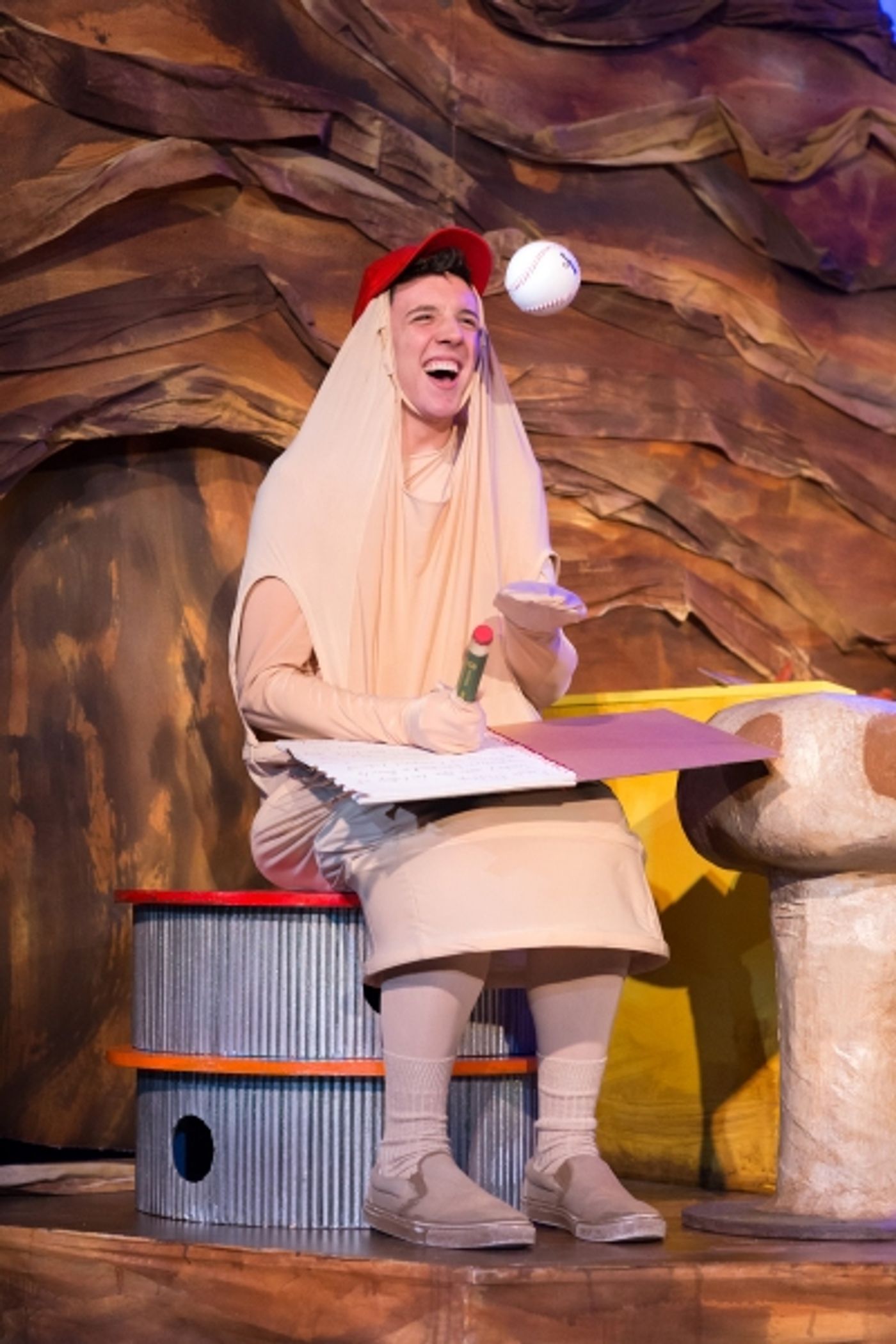 Photo Flash: First Look at Walnut Street Theatre's DIARY OF A WORM, A SPIDER, AND A FLY  Image