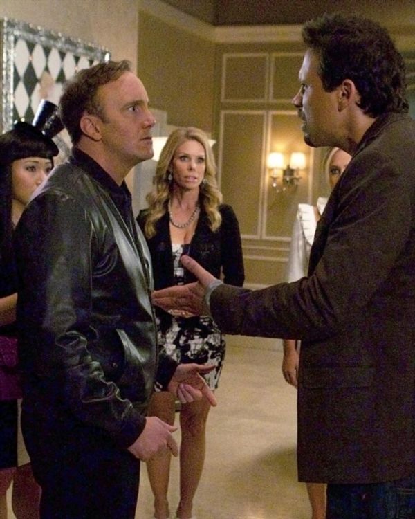DYANA LIU, JAY MOHR, Cheryl Hines, Carly Chaikin, Jeremy Sisto Photo