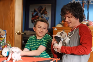 Atticus Shaffer, Charlie McDermott Photo