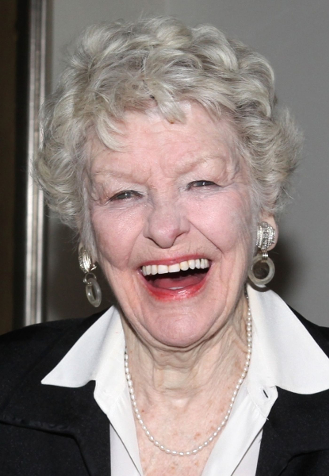 Photo Coverage: The Stars Come Out for Elaine Stritch's Farewell Cabaret - Movin' Over and Out Image