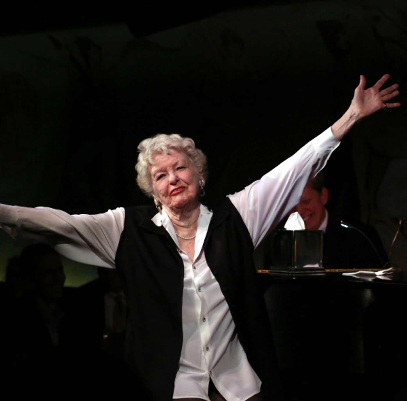 Photo Coverage: Elaine Stritch Gives Farewell Concert at Cafe Carlyle  Image
