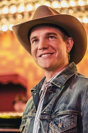 Taylor Handley @ BroadwayWorld Taylor Handley Photo