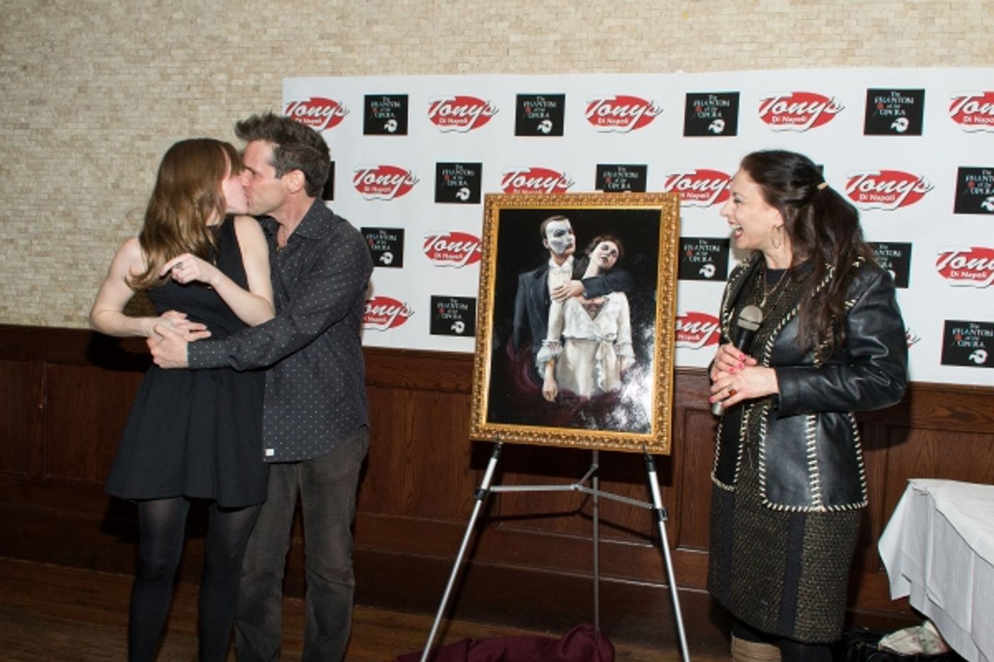Photo Coverage: THE PHANTOM OF THE OPERA Cast Unveils Portrait at Tony's di Napoli  Image