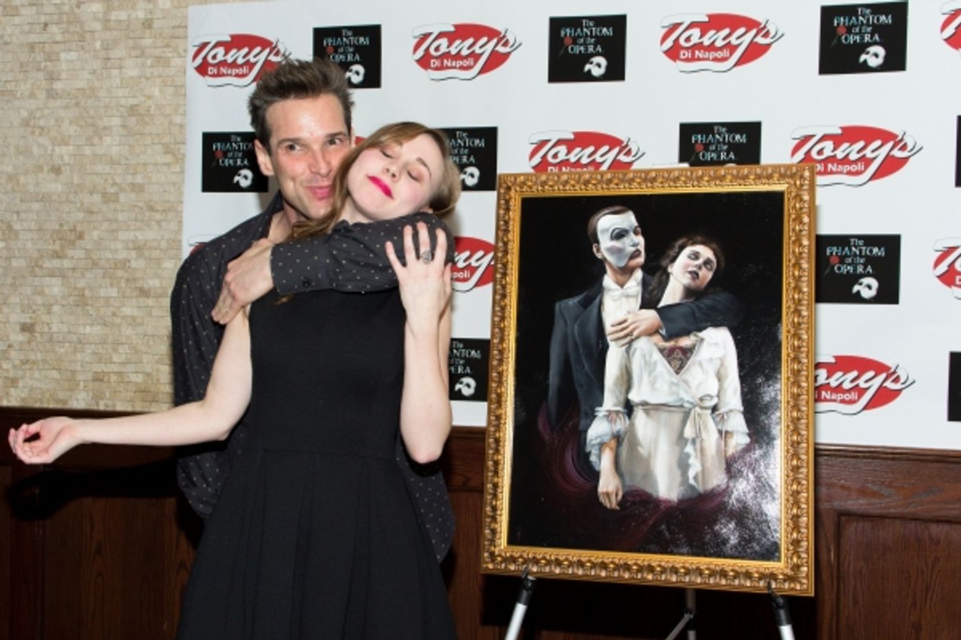 Photo Coverage: THE PHANTOM OF THE OPERA Cast Unveils Portrait at Tony's di Napoli  Image