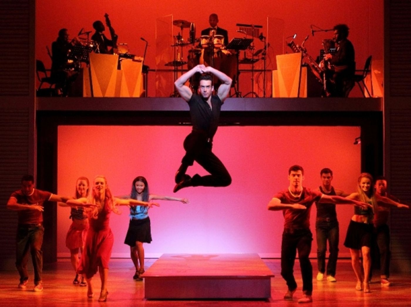 Photo Flash: DIRTY DANCING Releases Production Photos  Image