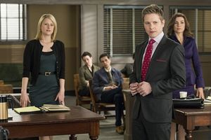 Mamie Gummer, Julianna Margulies, Matt Czuchry @ BroadwayWorld Mamie Gummer, Julianna Margulies, Matt Czuchry Photo