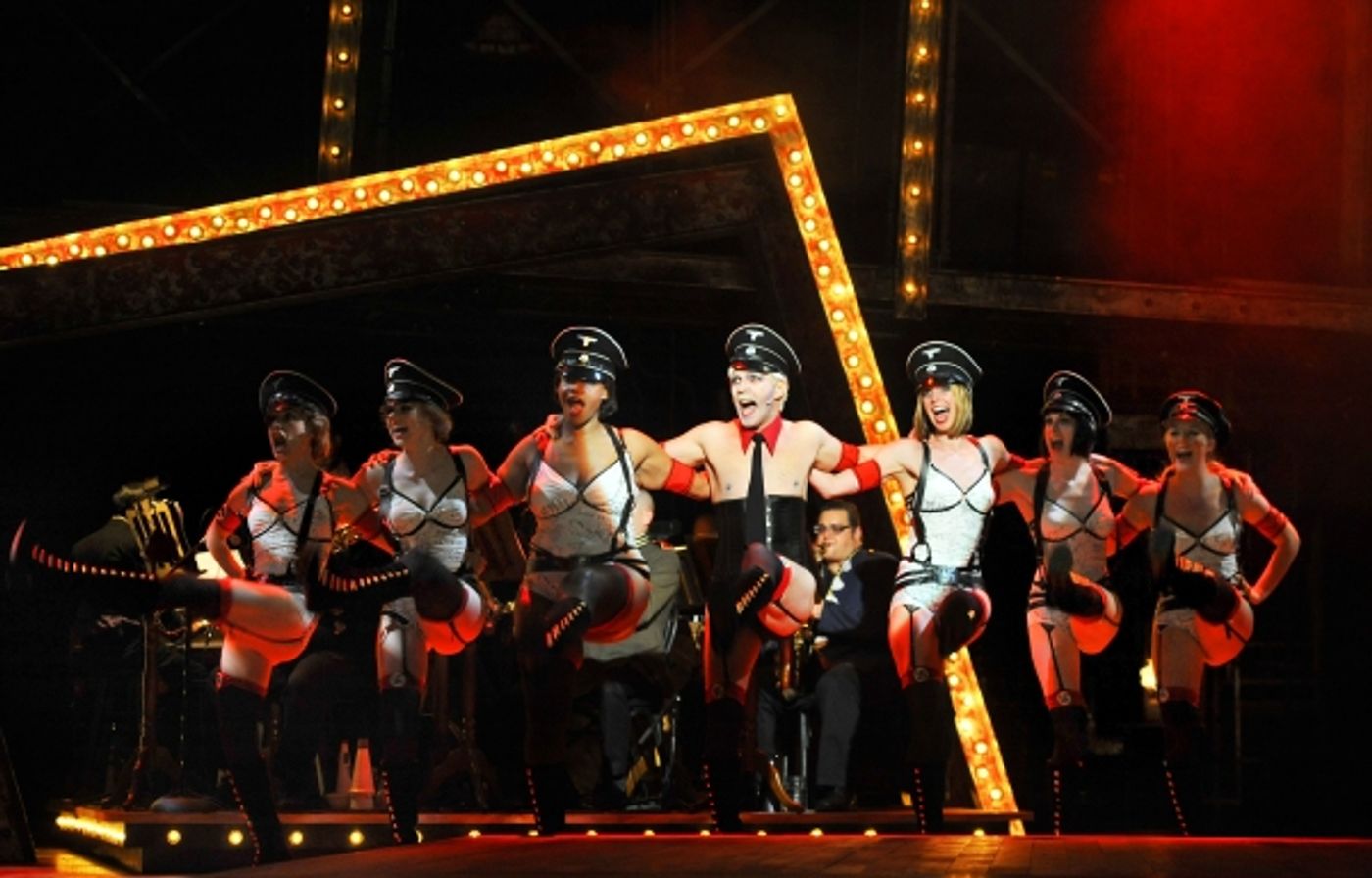 Photo Flash: First Look at Taylor Mac, Lisa Brescia and More in PlayMakers Rep's CABARET  Image