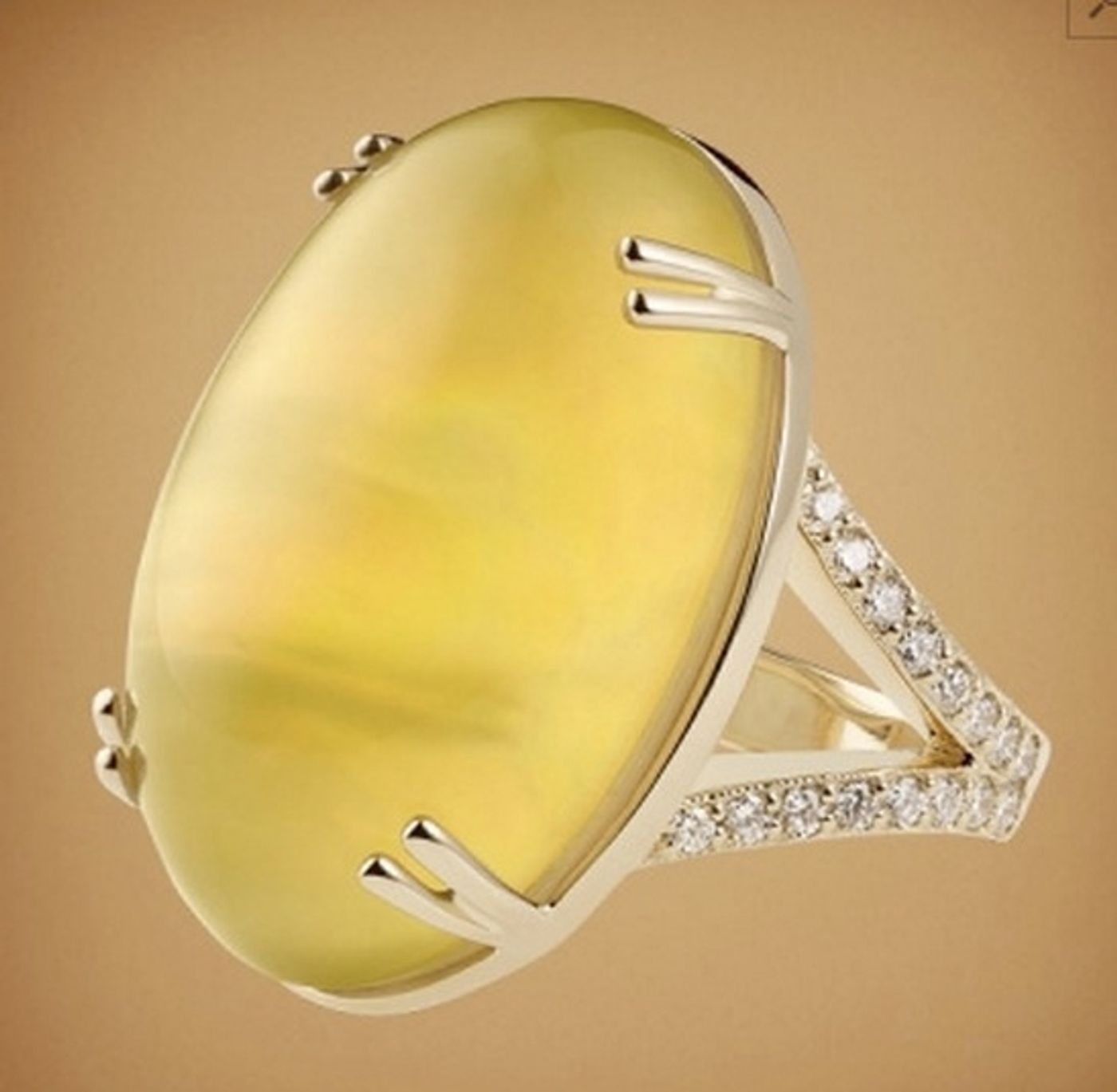 Photo Coverage: Carly Rae Jepsen Shines in Misahara Ring at the White Party in Palm Springs  Image