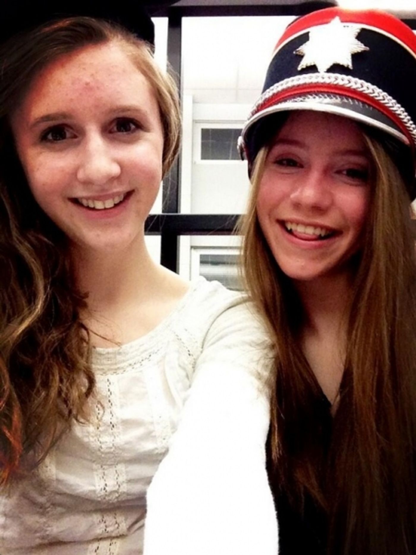 Photo Flash: Saturday Intermission Pics, April 6, Part 2 - Tom Hanks' First SIPs for LUCKY GUY and More!  Image