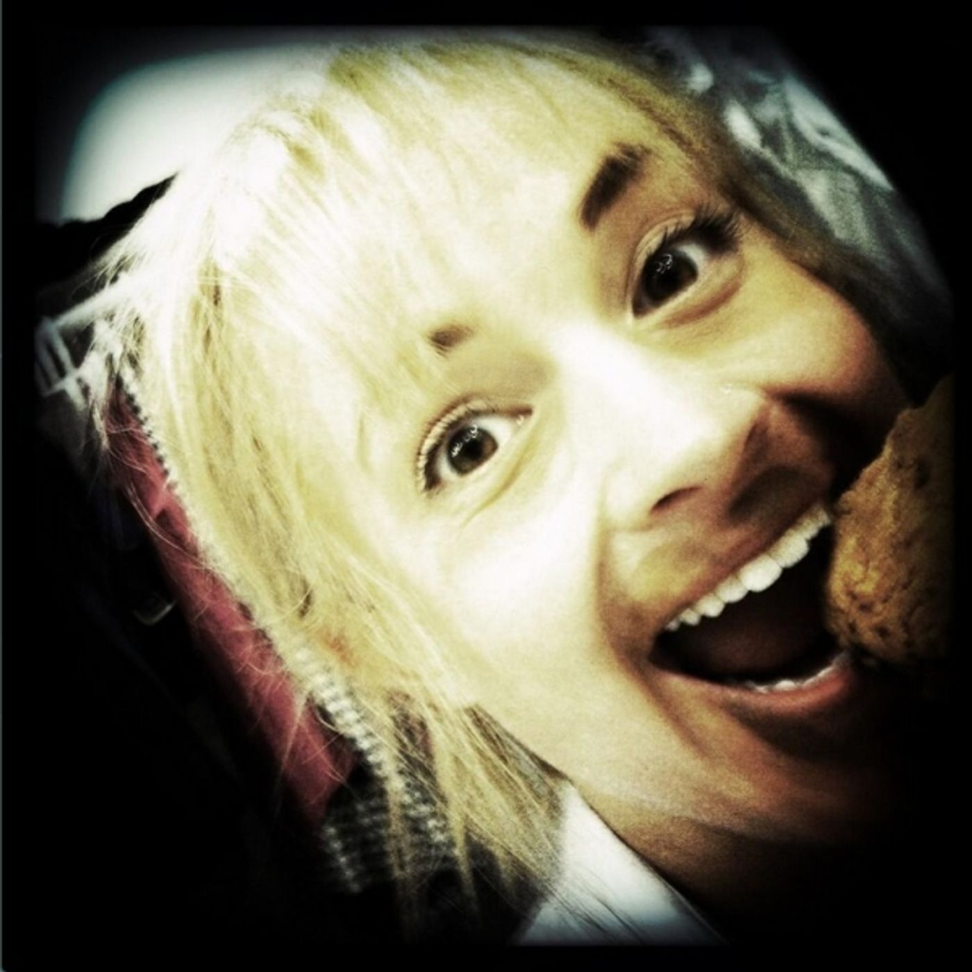 Photo Flash: Saturday Intermission Pics, April 6, Part 2 - Tom Hanks' First SIPs for LUCKY GUY and More!  Image