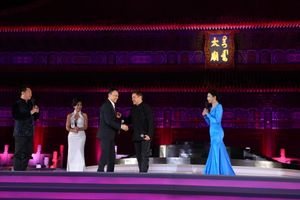 Robert Downey Jr. @ BroadwayWorld Robert Downey Jr. Photo