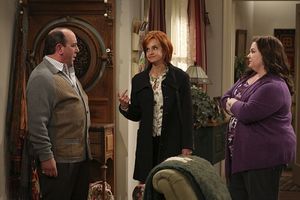 Louis Mustillo, Swoosie Kurtz, Melissa McCarthy @ BroadwayWorld Louis Mustillo, Swoosie Kurtz, Melissa McCarthy Photo