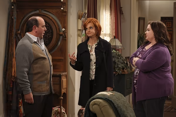 Louis Mustillo, Swoosie Kurtz, Melissa McCarthy Photo