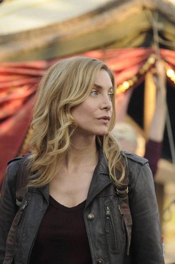ELIZABETH MITCHELL Photo