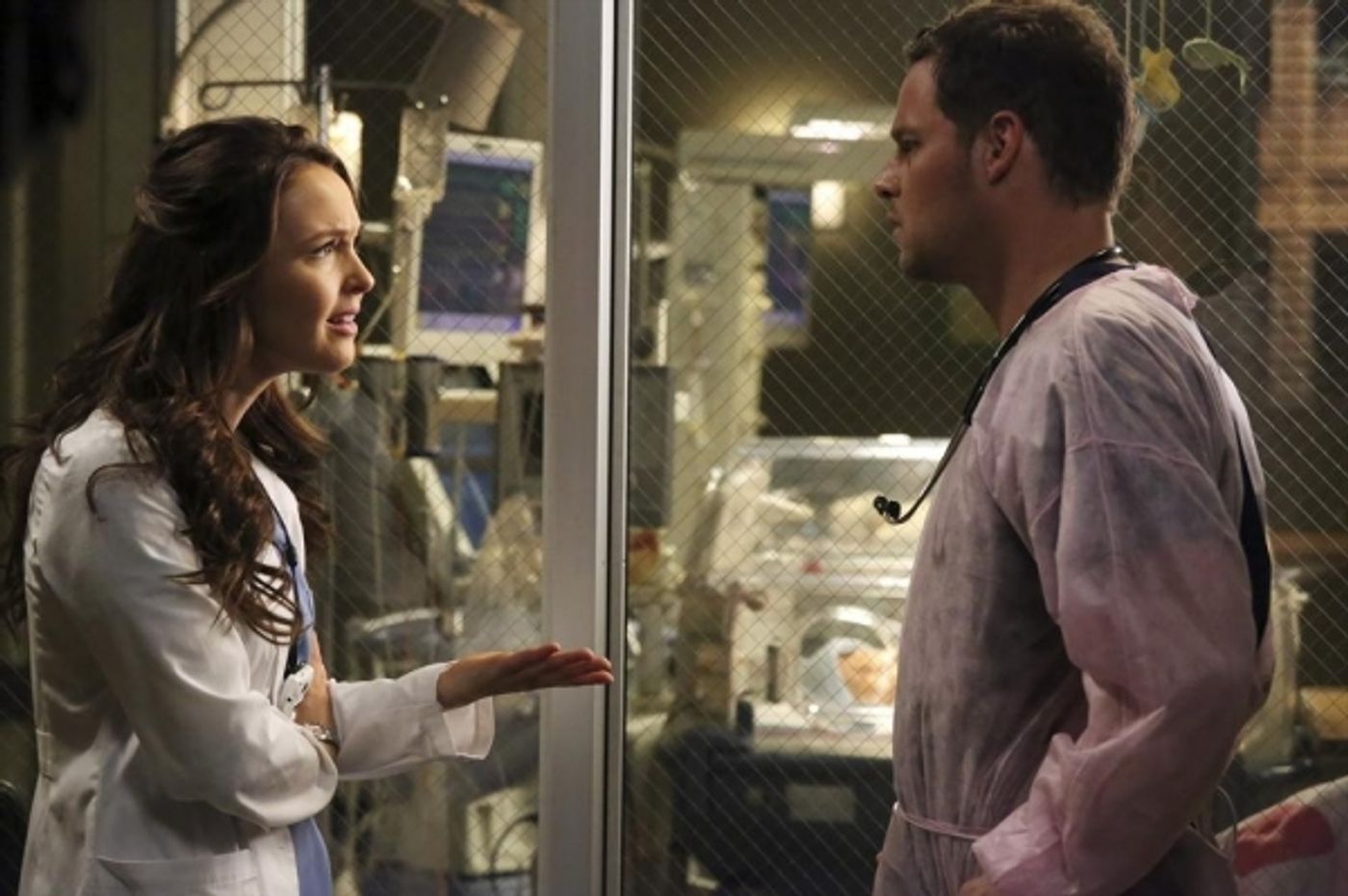 Photo Flash: GREY'S ANATOMY's 'Sleeping Monster,' Airing 4/25  Image