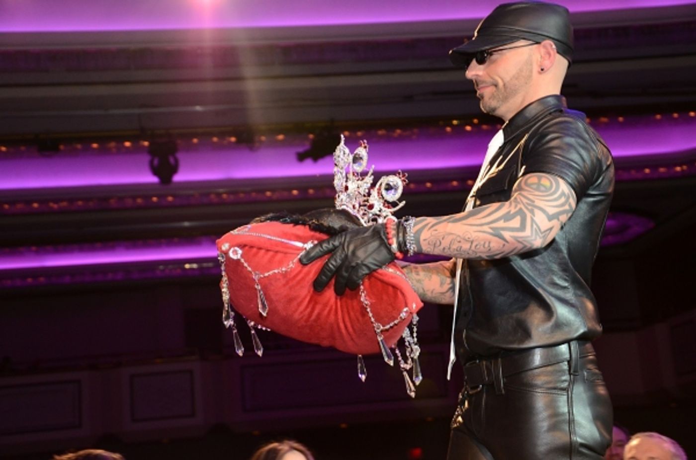 Photo Coverage: Christian Borle, Karen Mason, Tony Sheldon and More at 2013 NIGHT OF A THOUSAND GOWNS  Image