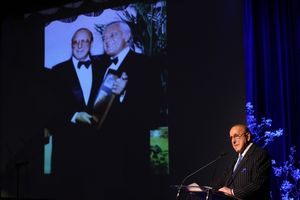 Clive Davis Photo