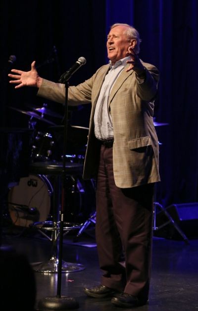 Len Cariou  Photo
