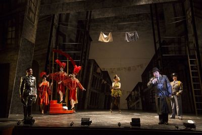 David Drake, Samantha Richert, Ellen Adair, Larry Coen, and Laura Latreille Photo