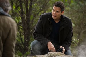 Sasha Roiz Photo