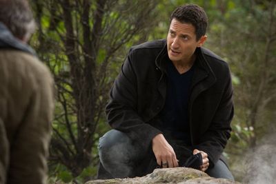 Sasha Roiz Photo