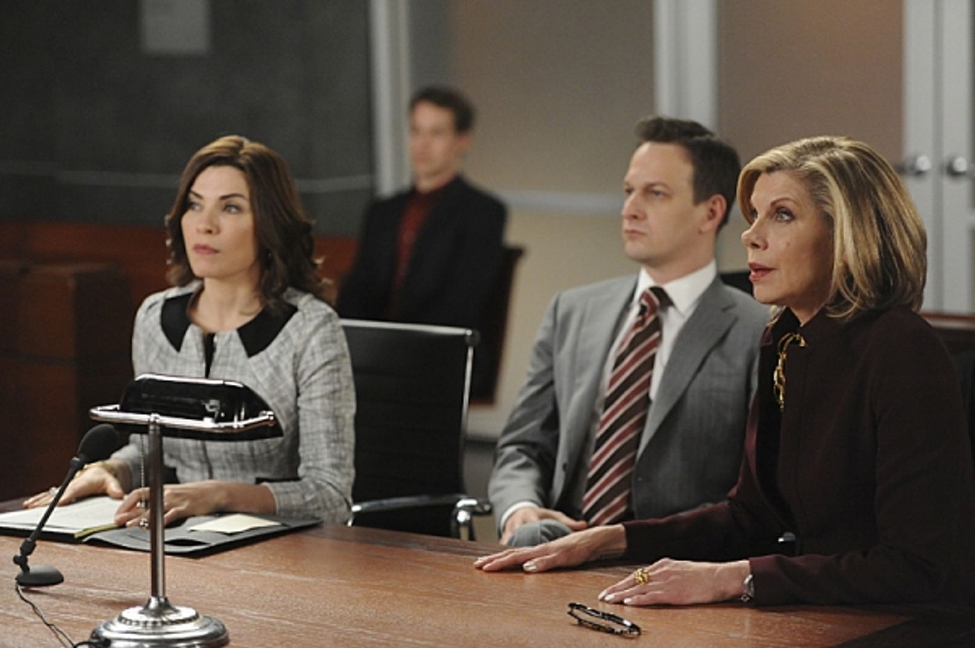 Photo Flash: First Look at THE GOOD WIFE's Season Finale, Airing 4/28 Photo Flash: First Look at THE GOOD WIFE's Season Finale, Airing 4/28 Image