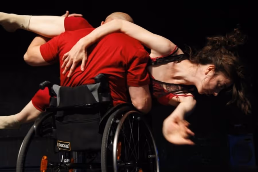 Photo Flash: Sneak Peek - Karen Peterson and Dancers to Debut NEW WORK, 4/11-12 Image