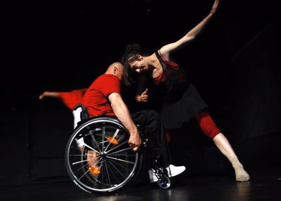 Photo Flash: Sneak Peek - Karen Peterson and Dancers to Debut NEW WORK, 4/11-12 Image