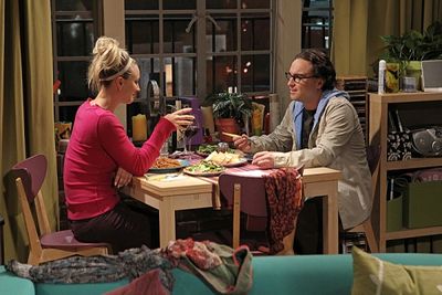 Kaley Cuoco, Johnny Galecki Photo