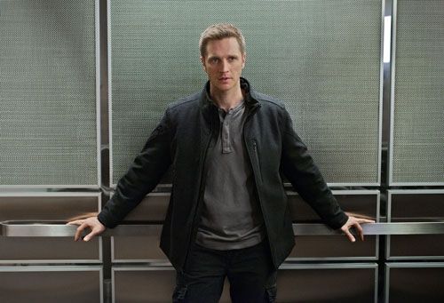 Devon Sawa Photo