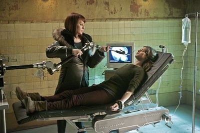 Melinda Clarke, Lyndsy Fonseca Photo