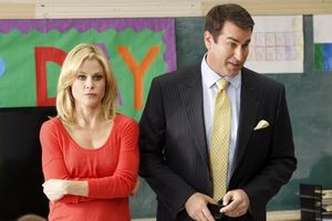 Julie Bowen, Rob Riggle Photo