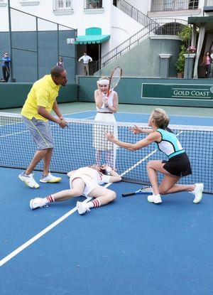 DAMON WAYANS JR., ADAM PALLY, Elisha Cuthbert, ELIZA COUPE Photo