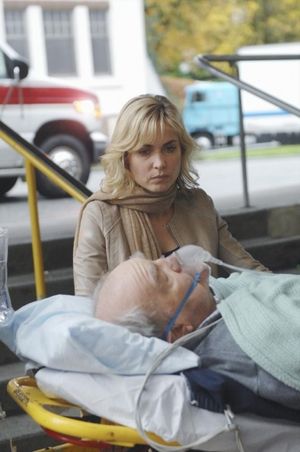 RADHA MITCHELL, KEN POGUE Photo