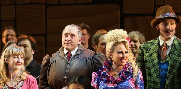 Photo Coverage: MATILDA THE MUSICAL - Opening Night Curtain Call — photo 16 of 29