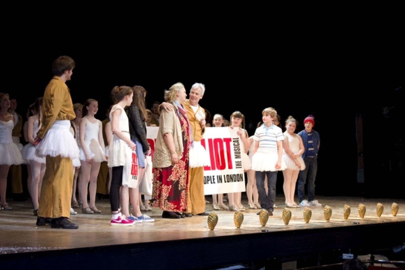 Photo Flash: BILLY ELLIOT Welcomes its 4 Millionth Audience Member in London!  Image
