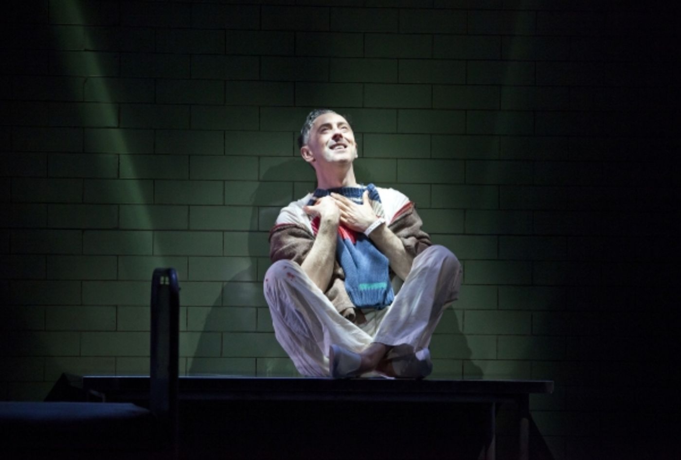 Photo Flash: Get a First Look at Alan Cumming in MACBETH on Broadway!  Image