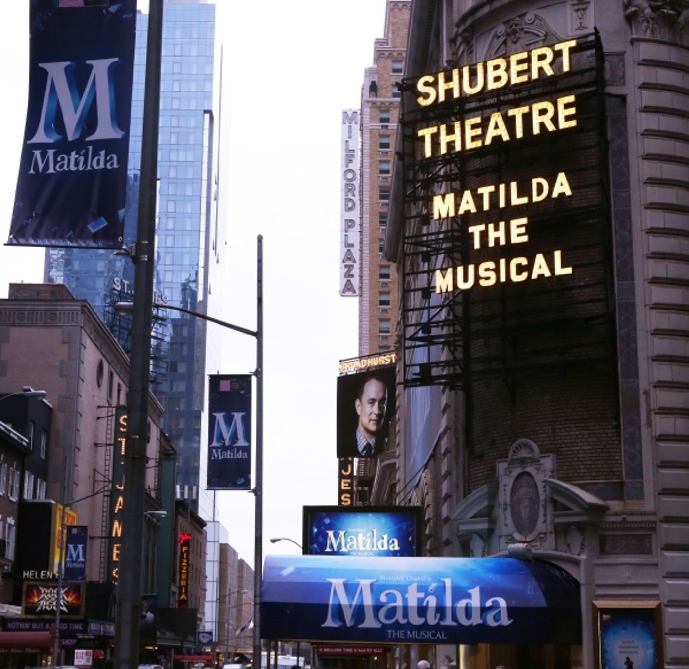 Photo Coverage: MATILDA's Starry Red Carpet Arrivals at Opening Night! Photo Coverage: MATILDA's Starry Red Carpet Arrivals at Opening Night! Image