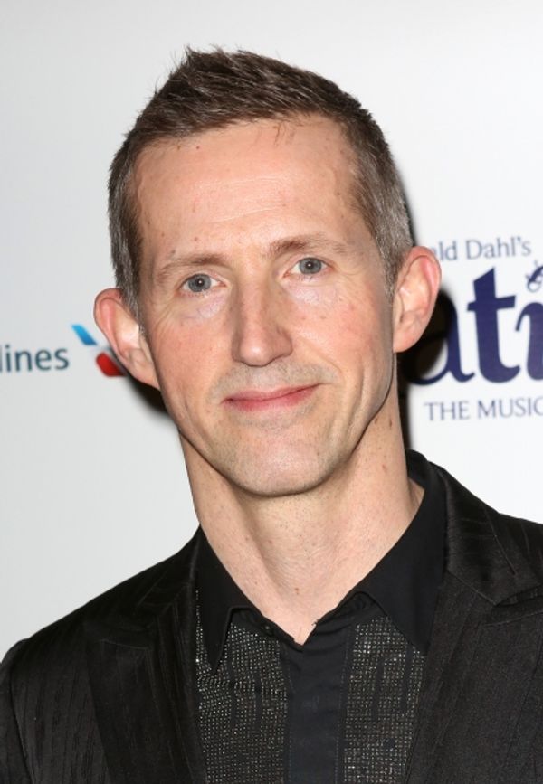 Hugh Vanstone  Photo