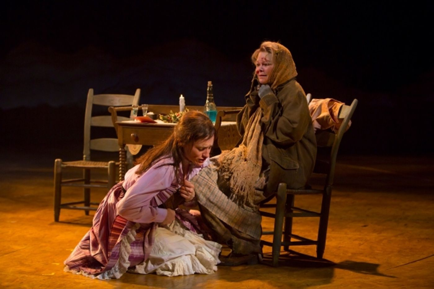 Photo Flash: First Look at Brenda Withers, James Knight and More in Hartford Stage's ABUNDANCE  Image