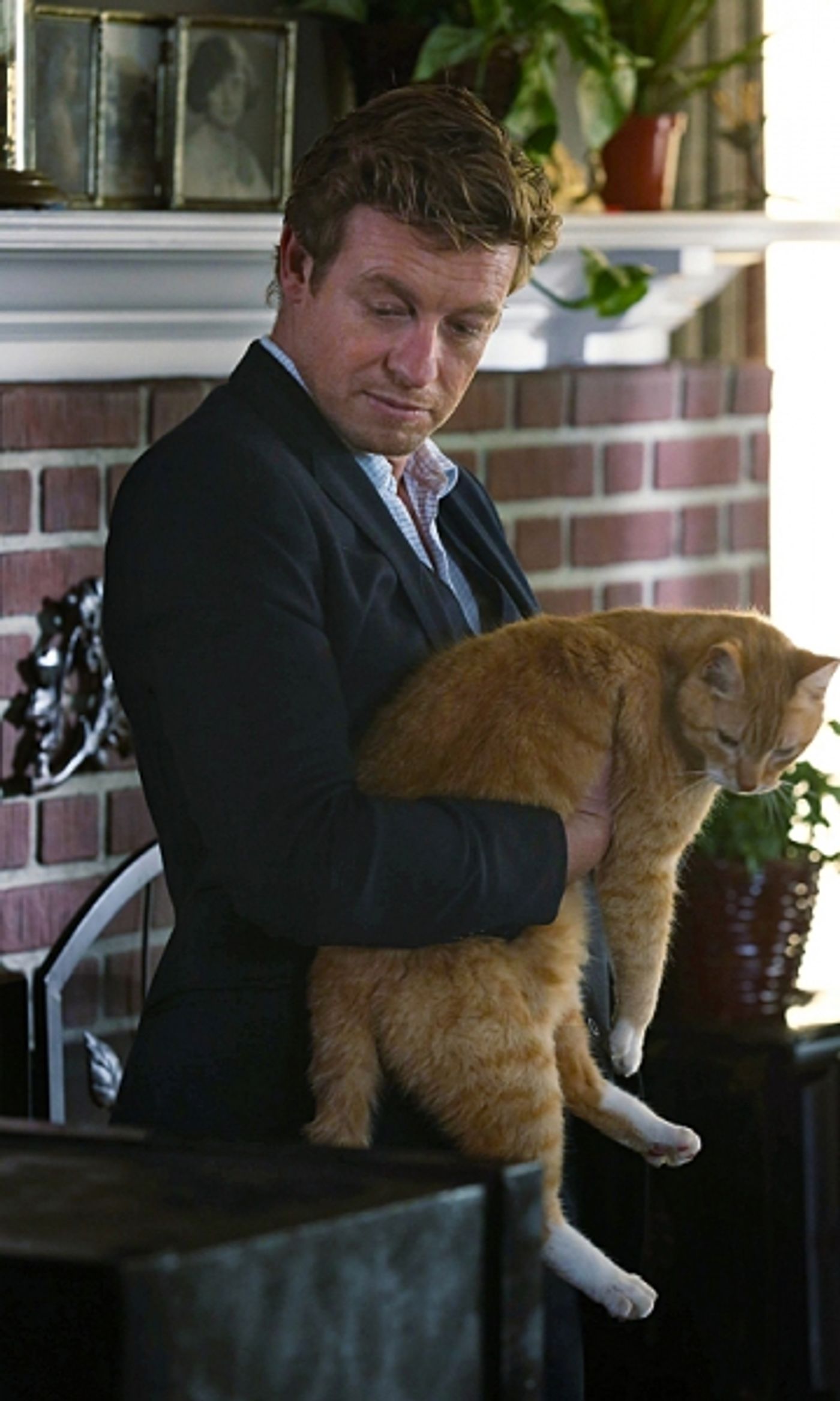 Photo Flash: THE MENTALIST's 'Red and Itchy,' Airing 4/28  Image