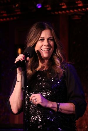 Rita Wilson  Photo