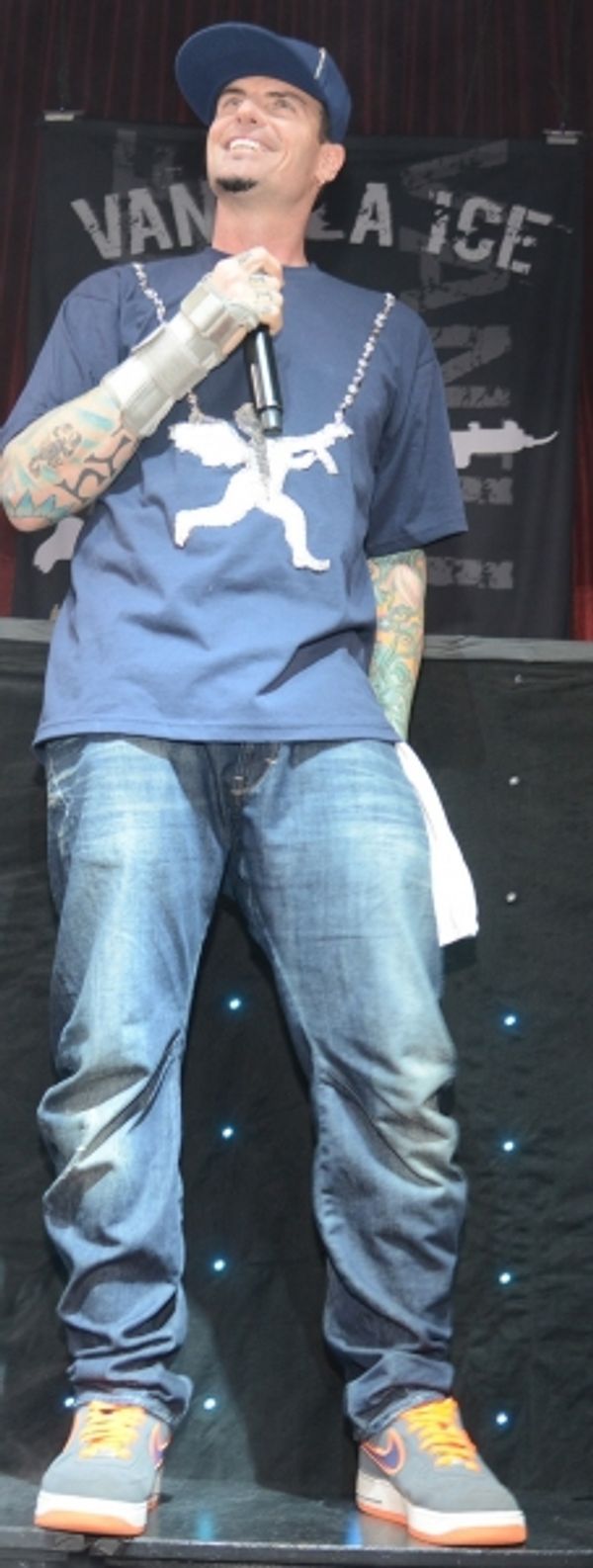 Rob Van Winkle aka Vanilla Ice Photo