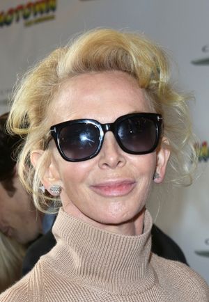 Trudie Styler Photo