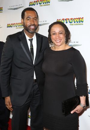 Emilio Sosa and S. Epatha Merkerson Photo