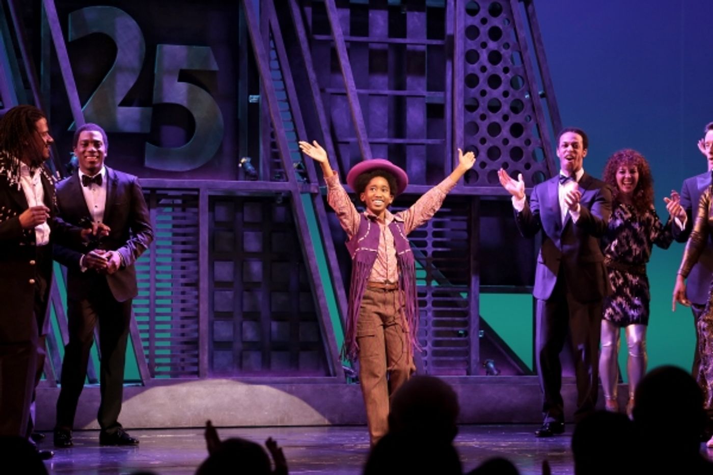 Photo Coverage: Music Legends Join MOTOWN THE MUSICAL for Opening Night Curtain Call!  Image