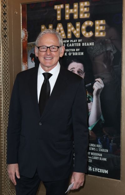 Victor Garber Photo