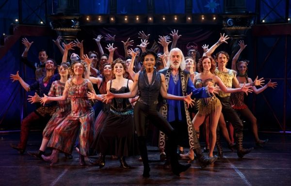 Photos: PIPPIN's Got Magic to Do on Broadway- First Look at Patina Miller, Matthew James Thomas & More! — photo 2 of 15
