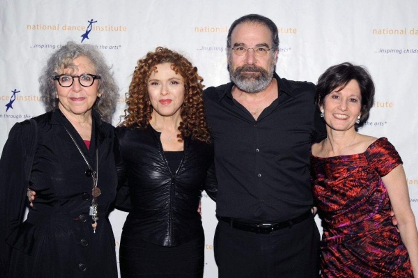 Photo Flash: Bernadette Peters, Terrence Mann & More Honor Mandy Patinkin at National Dance Institute Gala  Image
