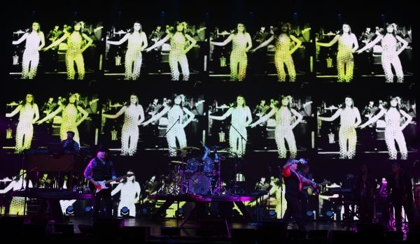 Felix Cavalierei, Gene Cornish, Dino Danelli and Eddie Brigati Photo